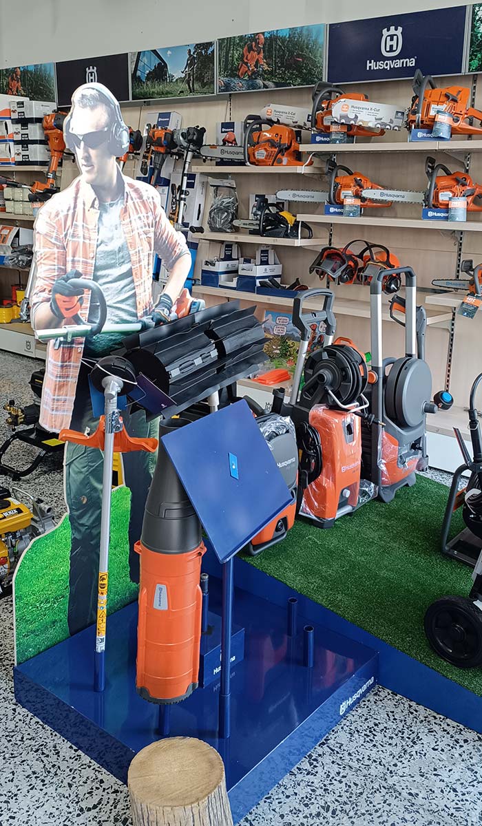 interior-tasan-tienda en sagunto tasan _juan_sanchez_comprar_maquinaria_jardin_morvedre_sagunt